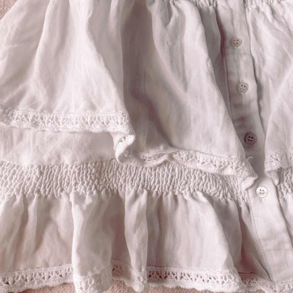 Boutique Ruffled Top - Picture 3 of 5